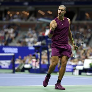 Carlos Alcaraz καλώς ήρθες στην 2000s Beckam Era-Το νέο λουκ του Ισπανού τενίστα στο US Open