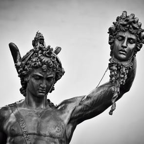 Αν η βιασμένη Μέδουσα ζούσε στην εποχή του #MeToo