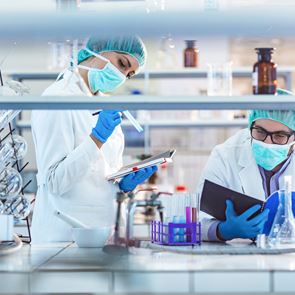 Όλα τα νέα δεδομένα του ΠΟΥ για τον κορονοϊό