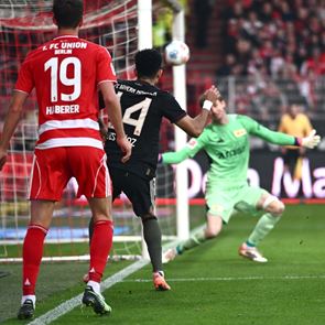 Μήπως ο Λουίς Ντίαζ της Μπάγερν Μονάχου έβαλε το πιο δύσκολο γκολ όλων των εποχών