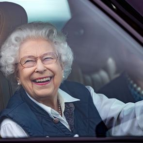 Τα μηχανοκίνητα &#39;κοσμήματα&#39; της βασίλισσας Ελισάβετ