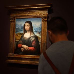 Γιατί το Λούβρο θα μεταφέρει τη Μόνα Λίζα σε άλλο χώρο