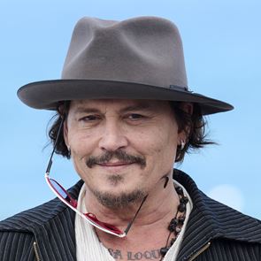 O Johnny Depp ζει μια σαπουνόπερα - ή τουλάχιστον έτσι λέει
