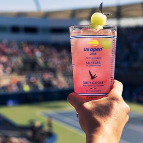 Έτσι θα φτιάξεις το επίσημο cocktail του U.S. Open