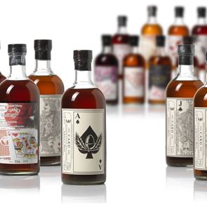 Η σπανιότερη και πιο ακριβή συλλογή από &lt;em>ιαπωνικά&lt;/em> ουίσκι βγαίνει σε δημοπρασία