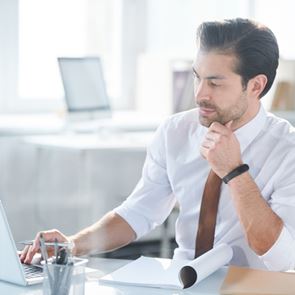 Εύκολο καλοκαιρινό office look σε 5 βήματα