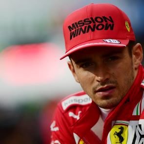 Ο Charles Leclerc και η &lt;em>πρόπονηση&lt;/em> που τον οδήγησε στην κορυφή