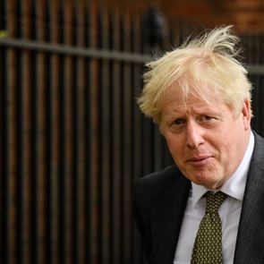 Γιατί η Μεγάλη Βρετανία αυξάνει τα πυρηνικά της όπλα