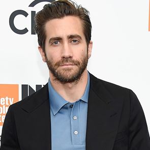 Polo μπλουζάκι και blazer, ο πιο smart casual φθινοπωρινός συνδυασμός