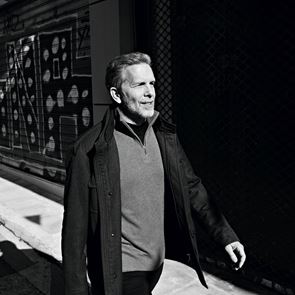 Μία βόλτα στο μέλλον της Αθήνας με τον Παύλο Γερουλάνο