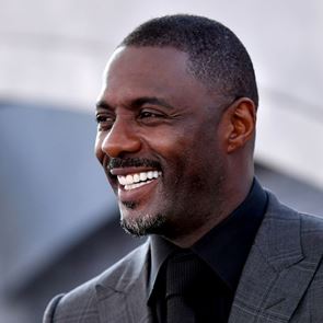 Η κλασική tailoring επιλογή του Idris Elba