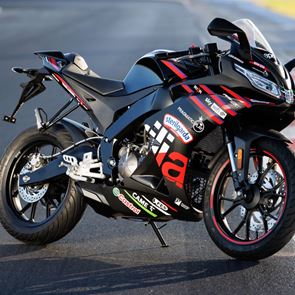 Νέα Aprilia RS 125 GP Replica: Όλη η γοητεία των MotoGP στην πιο προηγμένη μοτοσυκλέτα 125 cc