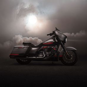 Custom made μοτοσυκλέτες της Harley-Davidson βγαίνουν στο σφυρί