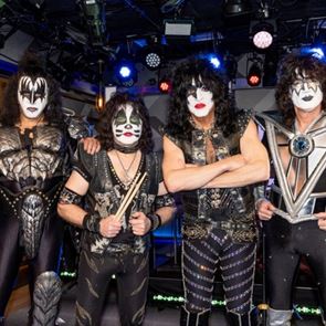 Οι Kiss θα συνεχίσουν τις εμφανίσεις τους ως avatars