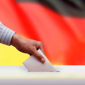 Οι γερμανικές εκλογές και η μάχη των αναποφάσιστων