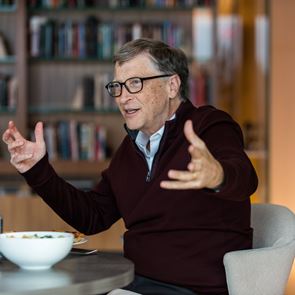 Ο Bill Gates αποκαλύπτει τη μοναδική επαγγελματική συμβουλή που θα έδινε στον νεαρό εαυτό