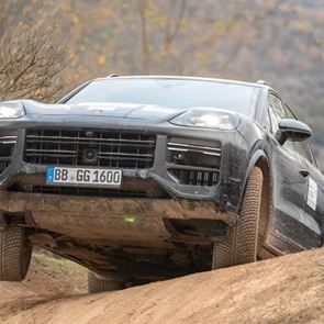 Οι δοκιμές εξέλιξης της ανανεωμένης Porsche Cayenne