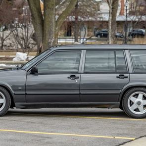 Το βελτιωμένο Volvo 740 του Paul Newman πωλείται