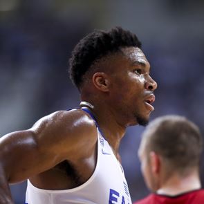 Οι επενδύσεις του Γιάννη Αντετοκούνμπο σε Ελλάδα και εξωτερικό