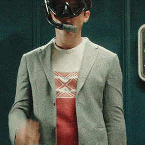 Αυτό το κοστούμι πλένεται στο πλυντήριο και δεν χρειάζεται σιδέρωμα