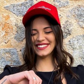 Μία βόλτα από το Instagram της Τζένης Καζάκου