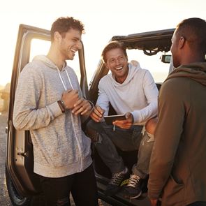 Μερικές συμβουλές για να κάνεις νέες παρέες αν μόλις μετακόμισες