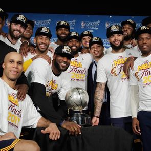 Ένα άχρηστο τρόπαιο από το NBA με αγάπη