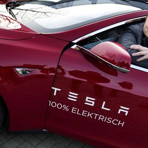 Παιδόφιλο αποκάλεσε έναν από τους διασώστες της Ταϊλάνδης ο Elon Musk