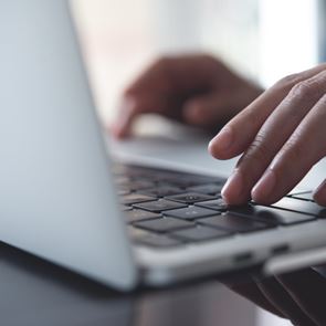 Το ποσοστό των Ελλήνων που δεν χρησιμοποίησαν ίντερνετ το 2024, σύμφωνα με τη Eurostat