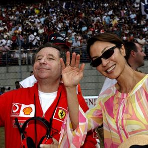 Η Michelle Yeoh έχει μια ιδιαίτερη σχέση με τα αυτοκίνητα