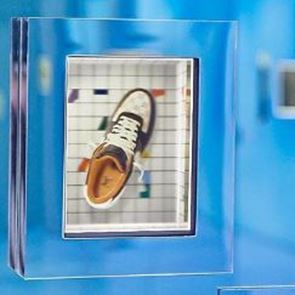 Μέσα στην έκθεση Louis Vuitton &amp; Nike Air Force 1 by Virgil Abloh