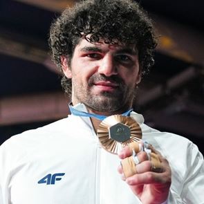 Ο Θοδωρής Τσελίδης χθες κοιμήθηκε με το χάλκινο μετάλλιο, στην κυριολεξία