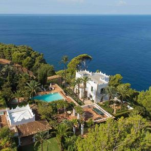 Ο Michael Douglas πουλά την έπαυλή του στη Μαγιόρκα