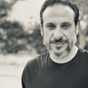 Ο Νίκος Ζήσης ξέρει γιατί όλοι αγαπάμε αγαύη