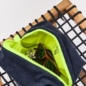 Dirty Laundry x Bleecker &amp; Love, τα αξεσουάρ που αυτό το Καλοκαίρι θα σε συντροφεύουν παντού