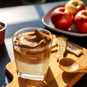 Όλοι πίνουν ξαφνικά Dalgona coffee