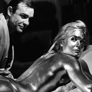 Ποιος απ&#39; όλους τους &lt;em>ηθοποιούς&lt;/em> φόρεσε καλύτερα το κοστούμι του James Bond