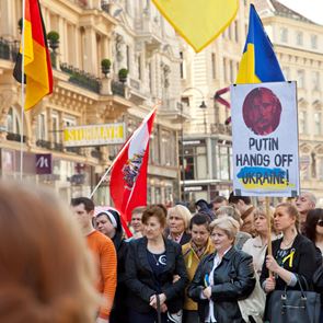 Ένα βήμα πριν τον πόλεμο &lt;em>Ρωσία&lt;/em> και Ουκρανία