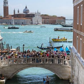 Τα 10 πιο δημοφιλή τουριστικά αξιοθέατα στον κόσμο για το 2018