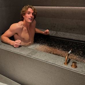 Τι εννοεί ο Στέφανος Τσιτσιπάς με το video για τους ναρκισσιστές γονείς