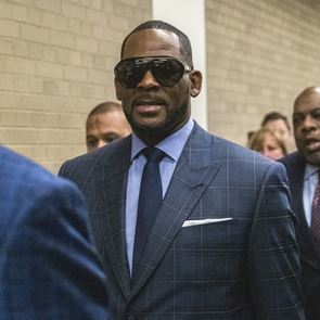 Σε κάθειρξη 30 ετών καταδικάστηκε ο R.Kelly