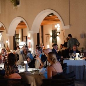 Η Selene Vedema 2025, η μεγαλύτερη &quot;γιορτή&quot; του σαντορινιού αμπελώνα, επιστρέφει στις 26 και 27 Σεπτεμβρίου