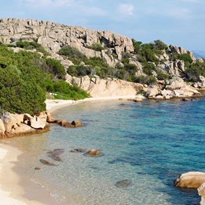 Περιοχή στη Σαρδηνία πληρώνει αδρά για να μετακομίσεις εκεί