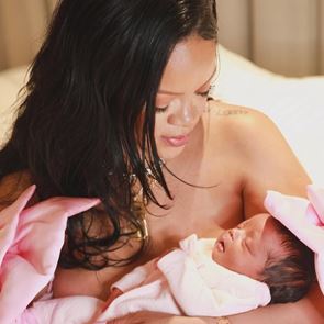 Η Rihanna μόλις απέκτησε το τρίτο της παιδί από τον A$AP Rocky