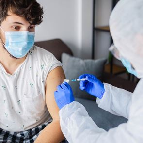 Αυστρία: Σε ισχύ από σήμερα ο γενικός υποχρεωτικός εμβολιασμός