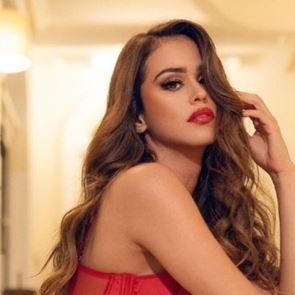Τι κάνει η Yanet Garcia όταν δεν λέει τον καιρό