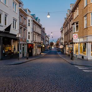 Τι κρύβεται πίσω από την έκρηξη κατά του lockdown στην Ολλανδία