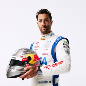 Η Tudor επιστρέφει στον μηχανοκίνητο αθλητισμό με το εντυπωσιακό Black Bay Ceramic