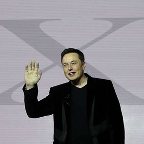 Ο Elon Musk θα εισπράξει τη μεγαλύτερη αμοιβή της ζωής