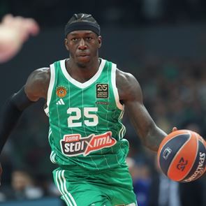 Ο Κέντρικ Ναν στον Παναθηναϊκό μέχρι το 2028 - Τρελάθηκαν οι οπαδοί, δείτε αντιδράσεις